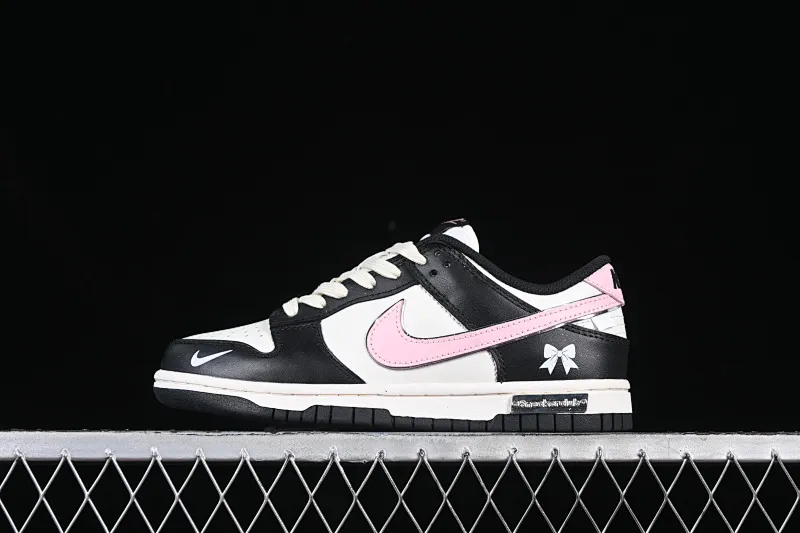 All categories Nk SB Dunk series Nk SB Dunk Low low-top sneakers Nk SB Dunk Low bow tie black and white pink low-top casual sneakers BP1220-009